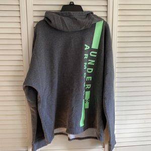 Under Armour XL Gray Hooded Sweatshirt